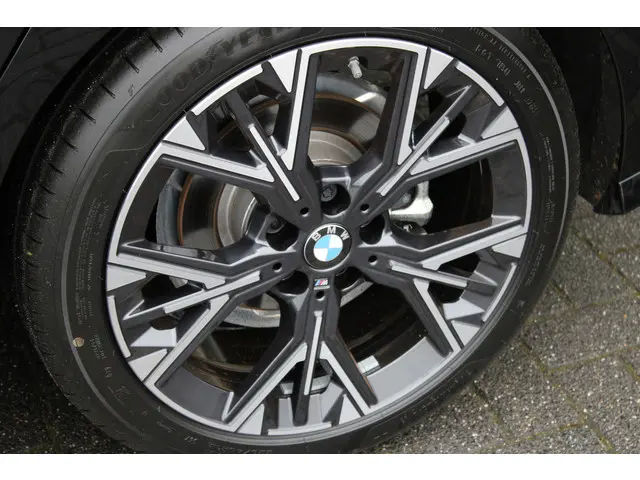 BMW 1 Serie 120 M Sport Automaat 2025 Benzine 17
