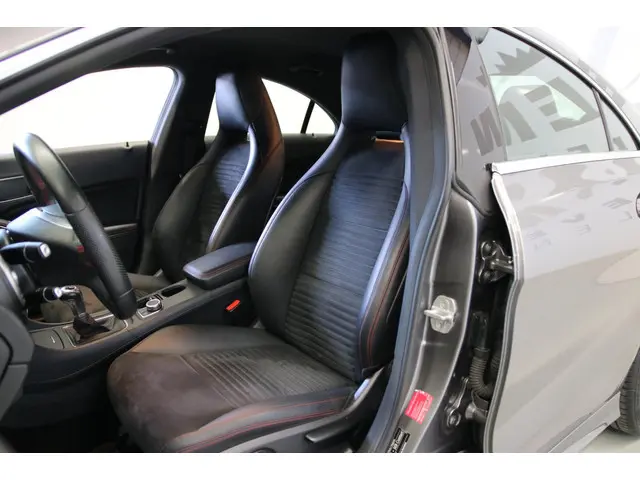 Mercedes-Benz CLA 180 Ambition 2014 Benzine 5