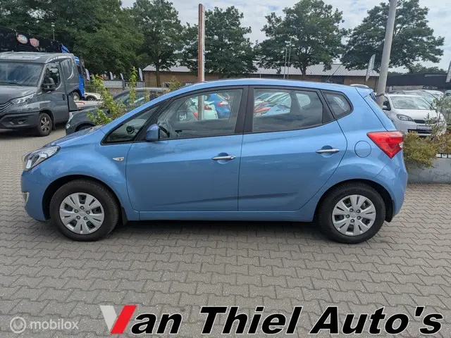 Hyundai ix20 1.4i Go! 2015 Benzine 2
