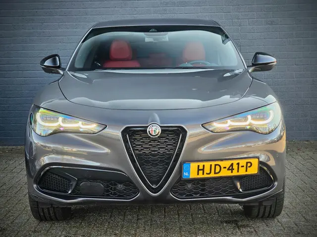Alfa Romeo Stelvio 3