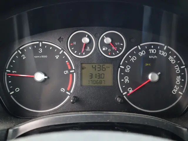 Ford Transit Connect T230L 1.8 TDCi Trend 2013 Diesel 15