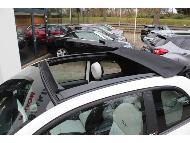 Fiat 500C 1.0 Hybrid Dolcevita 2022 Benzine 9