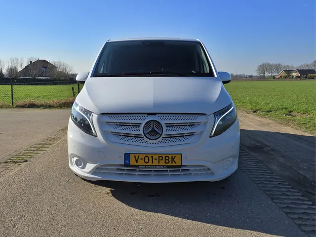 Mercedes-Benz Vito 116 CDI L2 H1 2024 Diesel 10