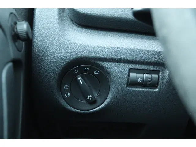 Škoda Roomster 1.2 TSI FRESH 2014 Benzine 16