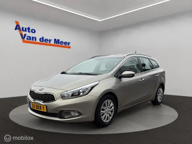 Kia cee'd Sportswagon 1.6 GDI Business Pack 2013 Benzine 2