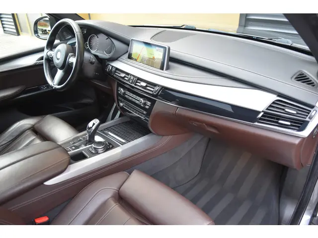 BMW X5 xDrive40d High Executive 2016 Diesel 12