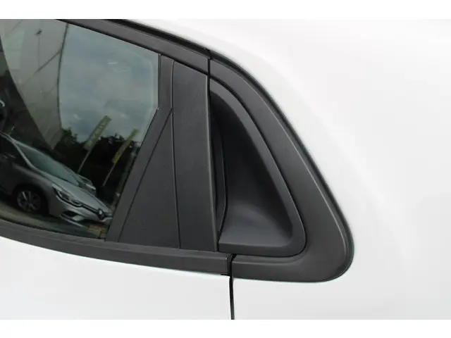 Renault Clio 1.0 TCe Zen 2020 Benzine 23