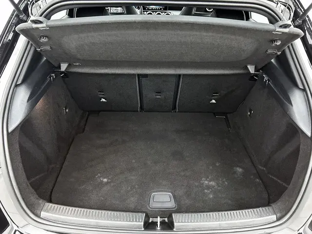 Mercedes-Benz A-Klasse 160 Advantage 2020 Benzine 29