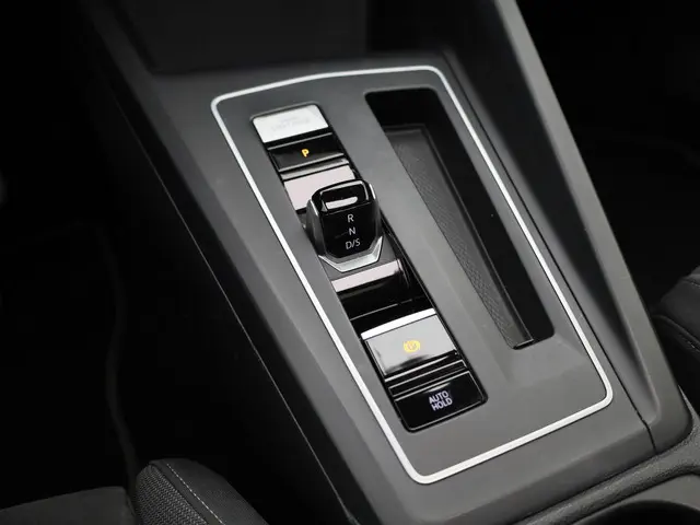 Volkswagen Golf 1.5eTSI/150PK Style DSG 2020 Benzine 12