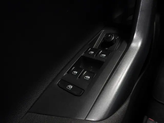 Volkswagen Polo 1.0 MPI R-Line 2019 Benzine 14