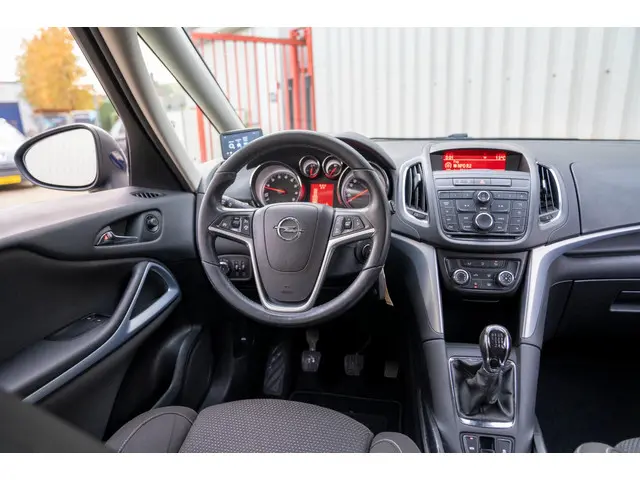 Opel Zafira Tourer 1.4 Edition 7p. 2015 Benzine 23