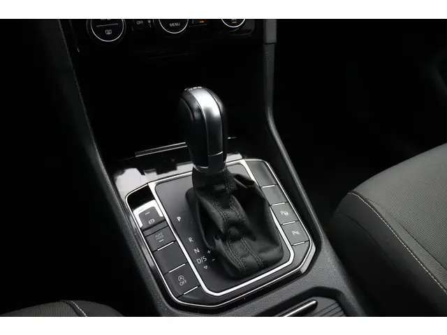 Volkswagen Golf Sportsvan 1.2 TSI Highline 2015 Benzine 19