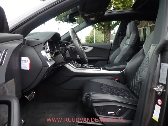 Audi Q8 55 TFSI QUATTRO 2020 Benzine 10