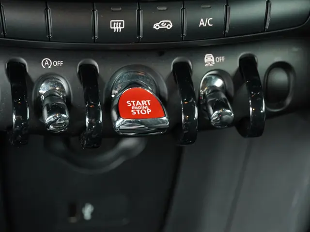 MINI 5-Deurs Cooper 2020 Benzine 21