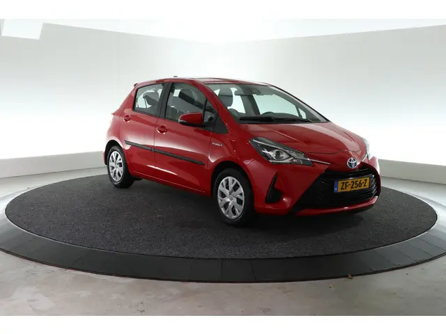 Toyota Yaris 1.5 Hybrid Active 2019 Hybride Benzine 14