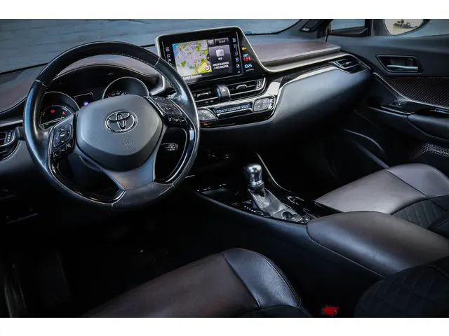 Toyota C-HR 3