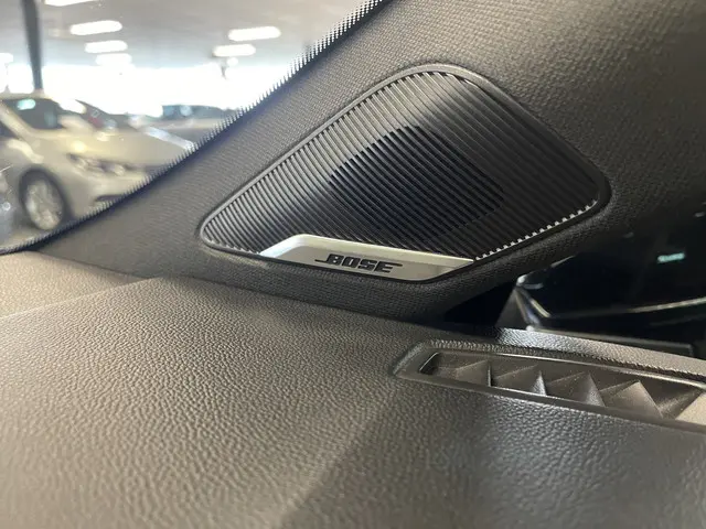 Renault Clio 1.3 TCe Initiale Paris 2019 Benzine 26