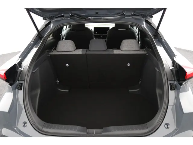 Toyota C-HR 1.8 Hybrid 140 Dynamic 2025 Hybride Benzine 24