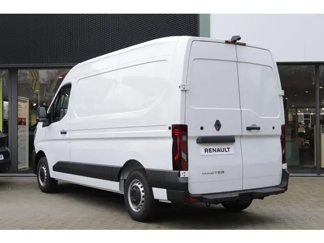 Renault Master T35 2.0 dCi 150 L2H2 Advance 2024 Diesel 39