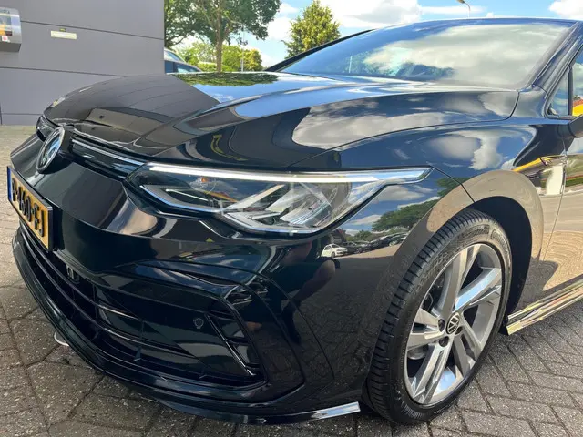 Volkswagen Golf 1.5 eTSI Style 2021 Hybride Benzine 19