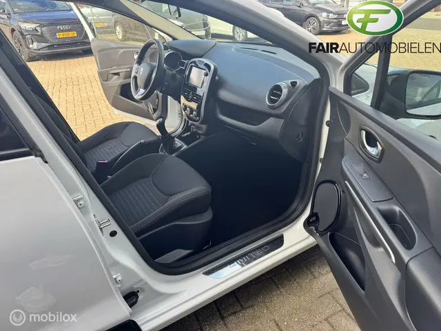 Renault Clio 1.2 16V 2016 Benzine 9