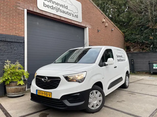 Opel Combo 1.5D L2H1 Edition 2020 Diesel 2
