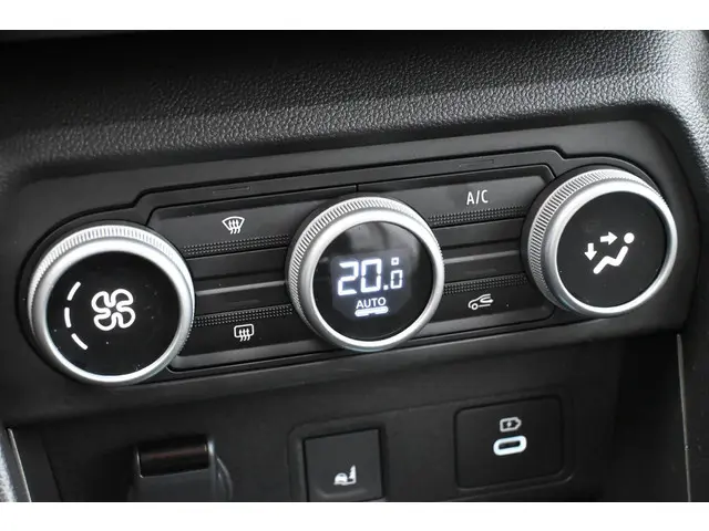 Dacia Jogger Hybrid 140 Extreme 2025 Hybride Benzine 18