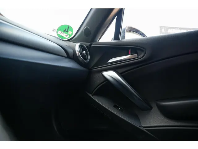 Fiat 124 Spider 1.4 MultiAir Turbo 2017 Benzine 24