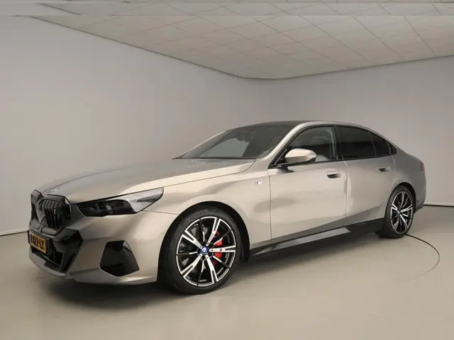BMW i5 Sedan eDrive40 2024 Elektrisch 45