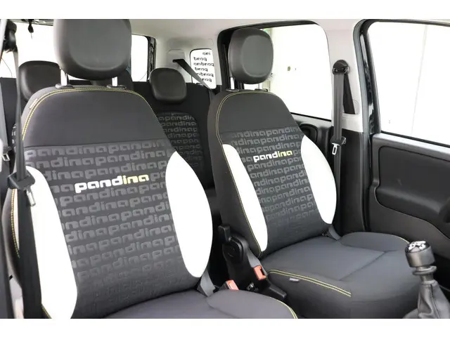 Fiat Panda 1.0 Hybrid Pandina 2025 Benzine 10