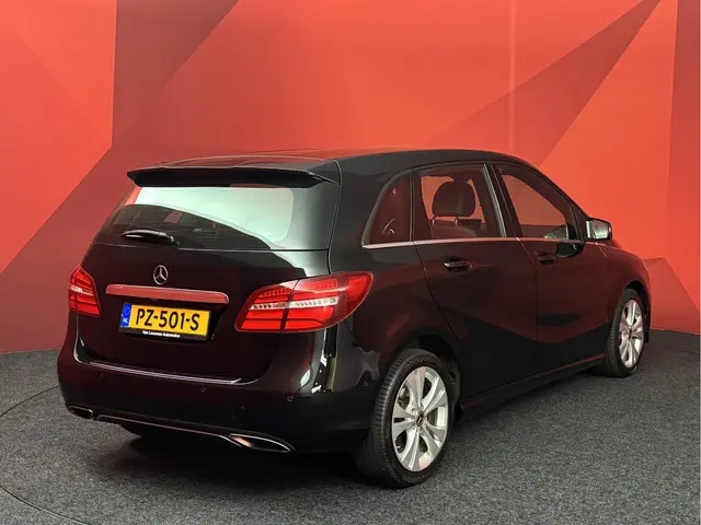 Mercedes-Benz B-Klasse 180 Ambition 2017 Benzine 2