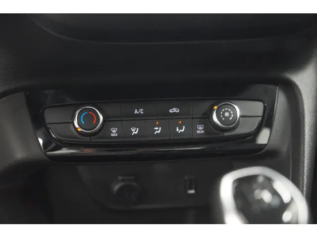 Opel Corsa 1.2 Edition 2022 Benzine 40