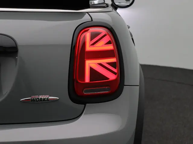 MINI Cooper Cabrio John Works 2021 Benzine 23