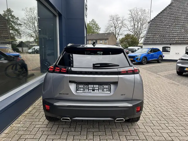 Peugeot 2008 1.2 Turbo 130 PK GT 2024 Benzine 6