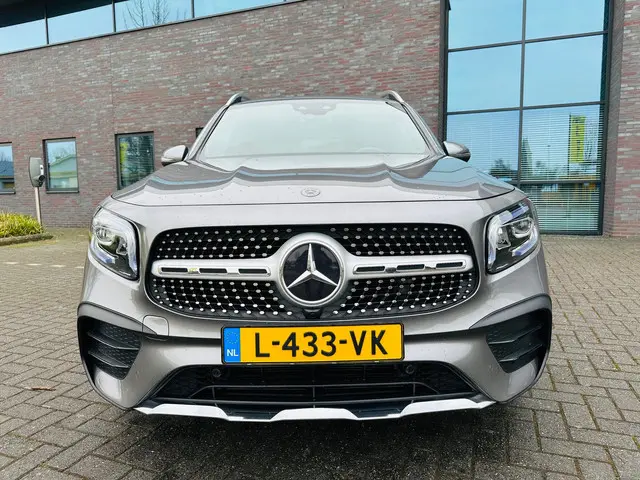 Mercedes-Benz GLB 2