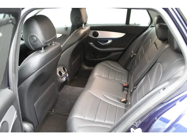 Mercedes-Benz C-Klasse Estate 250 Prestige 2015 Benzine 10