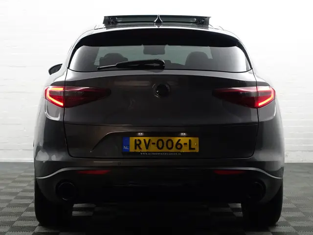 Alfa Romeo Stelvio 2.0 T AWD Veloce Aut- 2018 Benzine 34