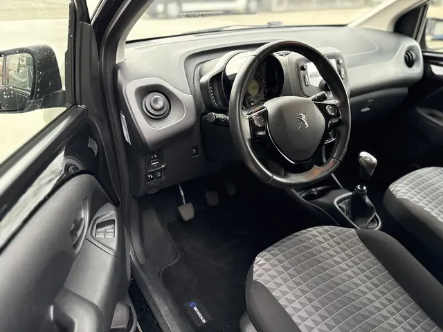 Peugeot 108 1.0 e-VTi Active 2021 Benzine 10