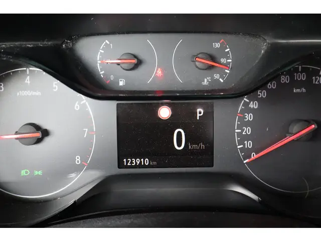 Opel Corsa 1.2 GS Line 2019 Benzine 23