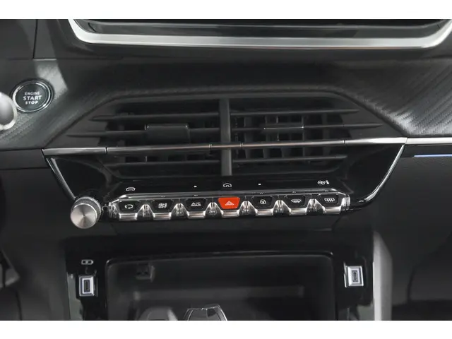 Peugeot 208 Hybrid 136 e-DCS6 GT 2024 Hybride Benzine 49
