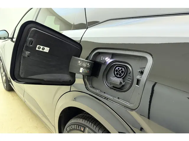 Peugeot e-5008 GT Avantage 73 kWh 2025 Elektrisch 21