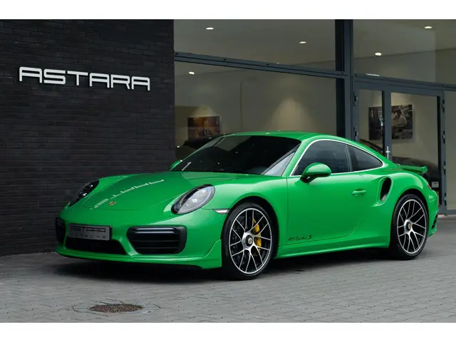 Porsche 911 3.8 Turbo S | Viper Green 2016 Benzine 4