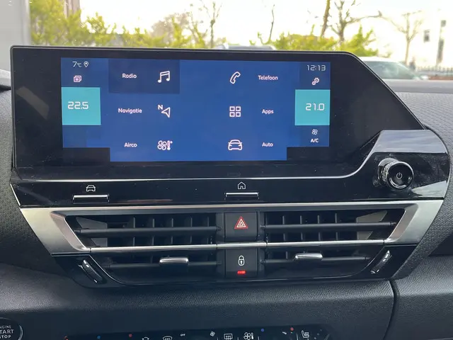 Citroën ë-C4 Shine 50 kWh 2022 Elektrisch 23