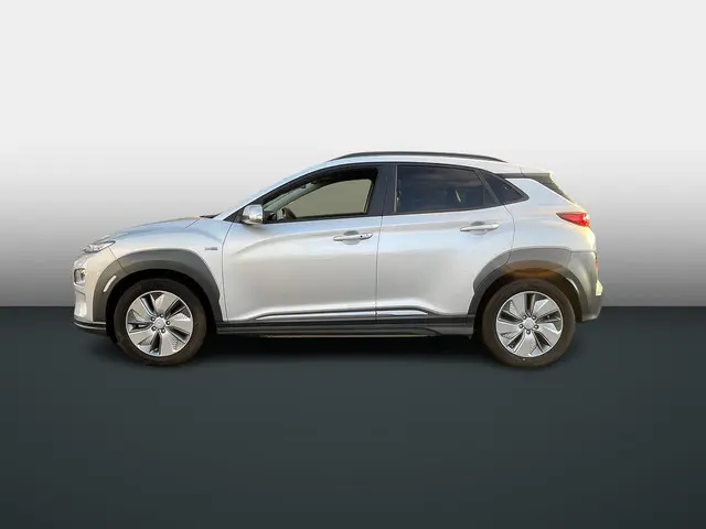 Hyundai Kona EV Premium 64 kWh 2020 Elektrisch 2