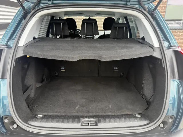 Peugeot 2008 1.2 PureTech Active 2017 Benzine 28