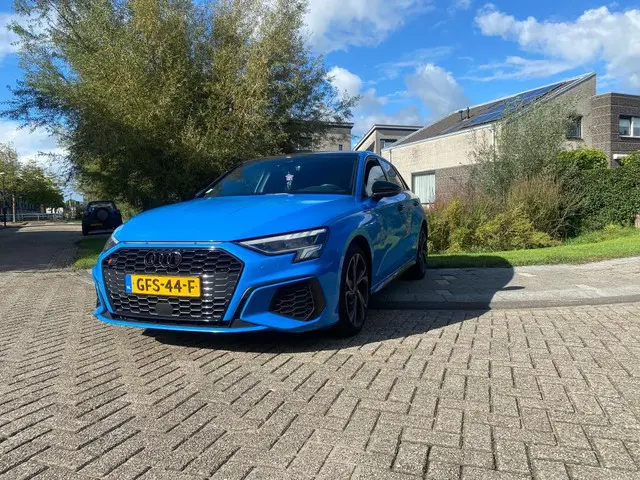 Audi A3 2.0 TDI Sportback | S3 Look | 150PK 2021 Diesel 2