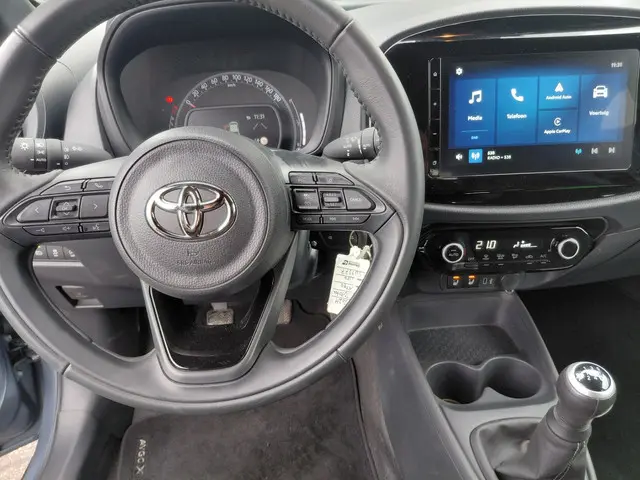 Toyota Aygo X 1.0 VVT-i MT Play 2024 Benzine 7