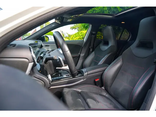 Mercedes-Benz A-Klasse 250 Premium Plus 2018 Benzine 8