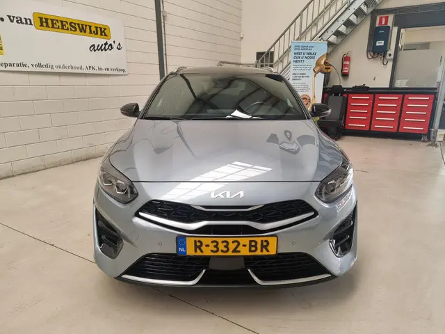 Kia Ceed Sportswagon 1.5 T-GDi GT-PlusLine 2022 Benzine 29