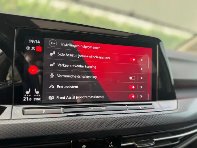 Volkswagen Golf 1.5 eTSI Style 2020 Hybride Benzine 18